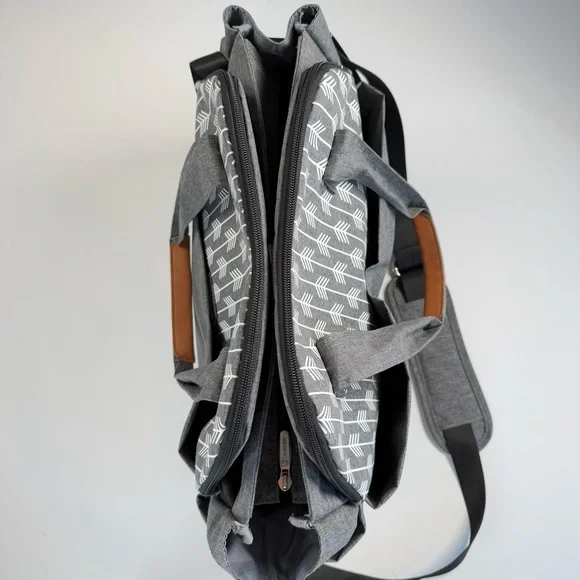 Leke Baby Gray Diaper Bag Tote - Picture 5 of 17